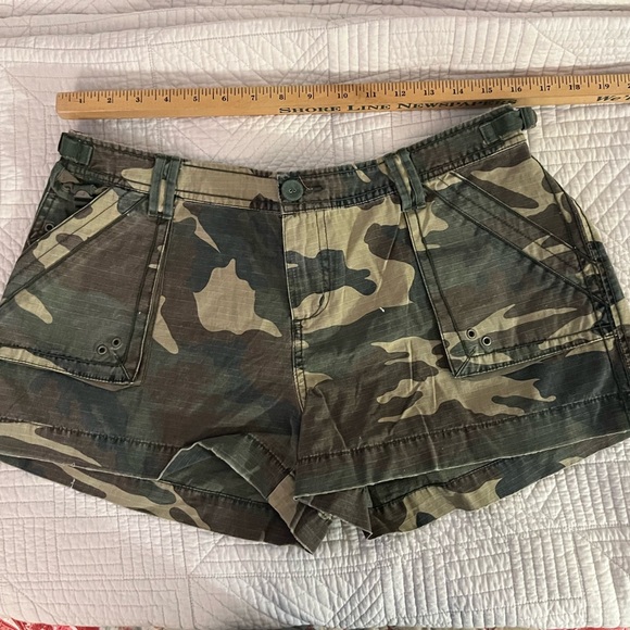 DA NANG shorts camo camouflage corduroy LA NWOT DANANG Y2K - Picture 8 of 9